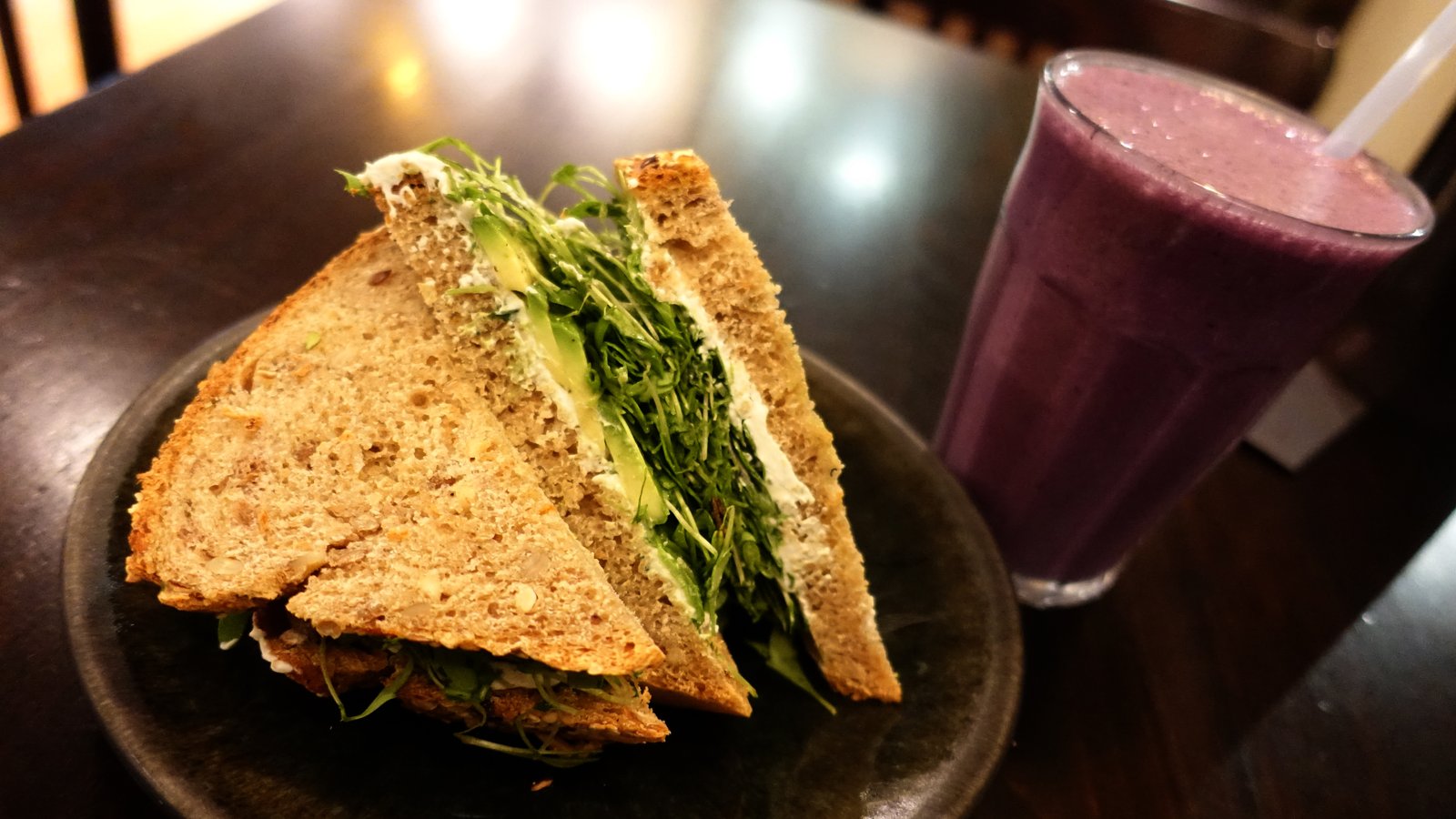 roots avocado sandwich