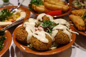 Restaurant zurich le cedre falafel