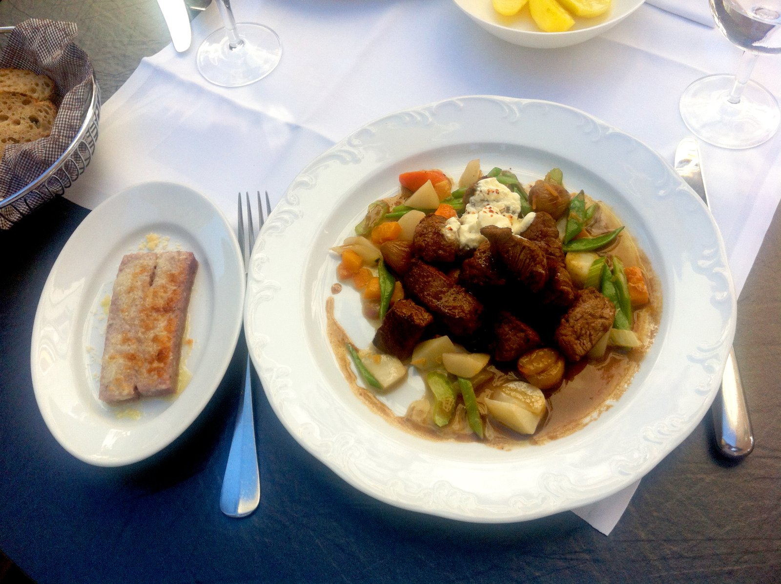 kaisers reblaube rindsfiletragout polenta