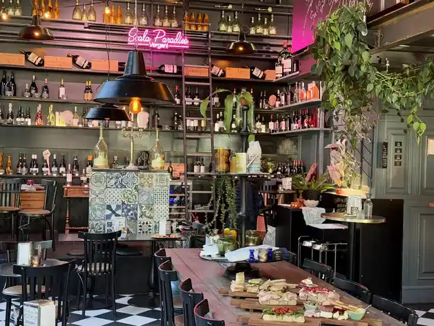 Armando's pane e vino WEINBAR