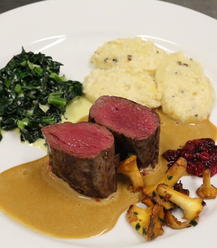 Restaurant zurich caduffswineloft gemsrucken truffelpolenta schwarzkohl