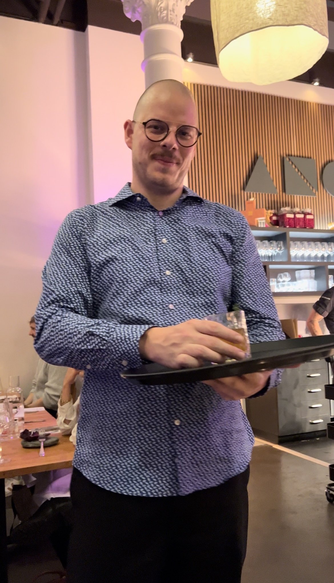  anoah vegan maximilian