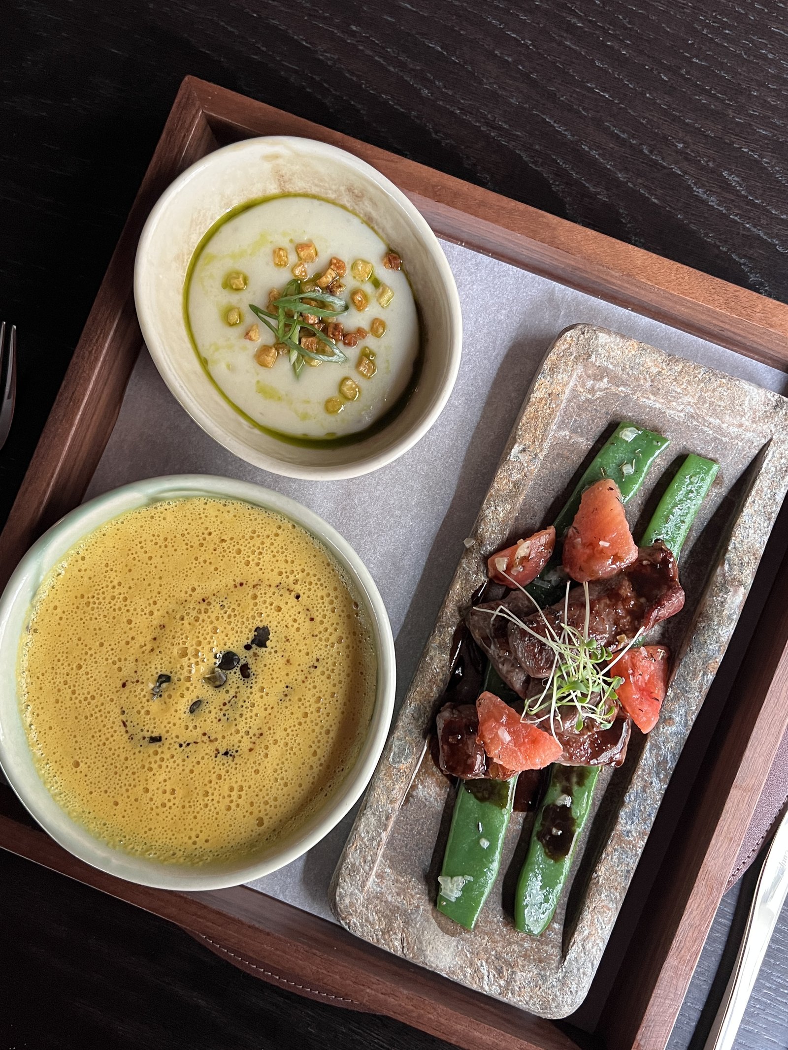  an restaurant bento box entrecote