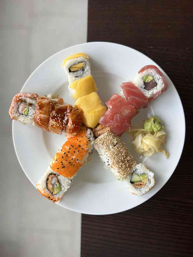 restaurant uster sakura sushi